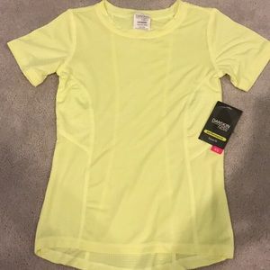 New with tags girls size 4/5 T-shirt